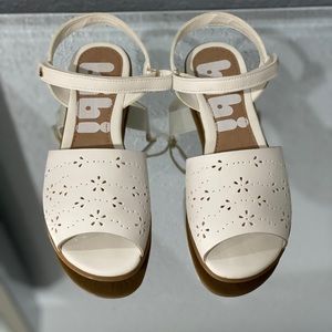 Bibi Girls White Sandals With Velcro Strap